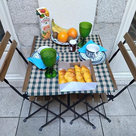 Santa Catarina Patio Apartment - With Washer Machine بورتو المظهر الخارجي الصورة