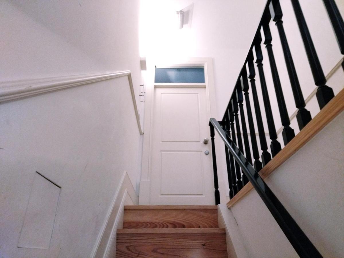 Santa Catarina Patio Apartment - With Washer Machine بورتو المظهر الخارجي الصورة