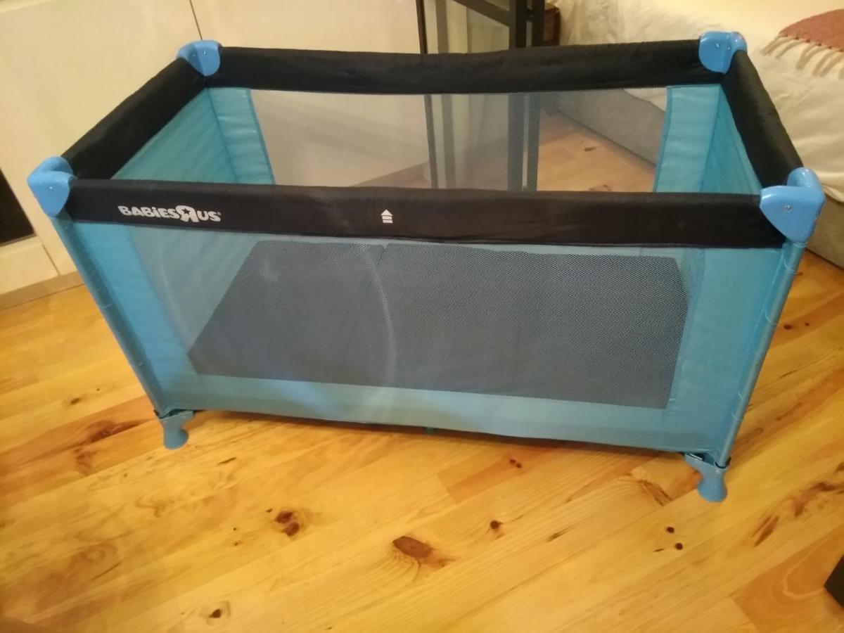 Santa Catarina Patio Apartment - With Washer Machine بورتو المظهر الخارجي الصورة